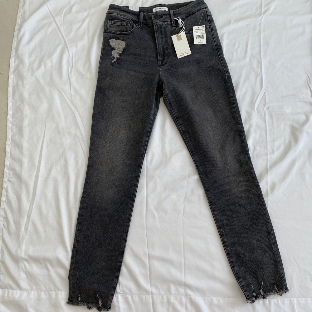 Good American  Good Leg Crops Jeans Sz 4/27 -  0047